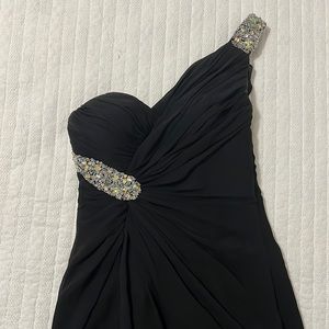 Beautiful black dress backless one shoulder